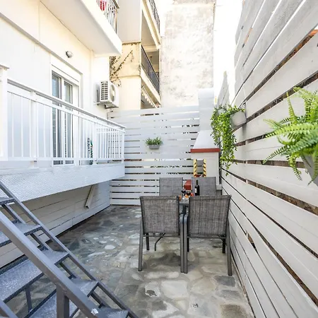 Christos Apartment Nea Peramos  Exterior photo