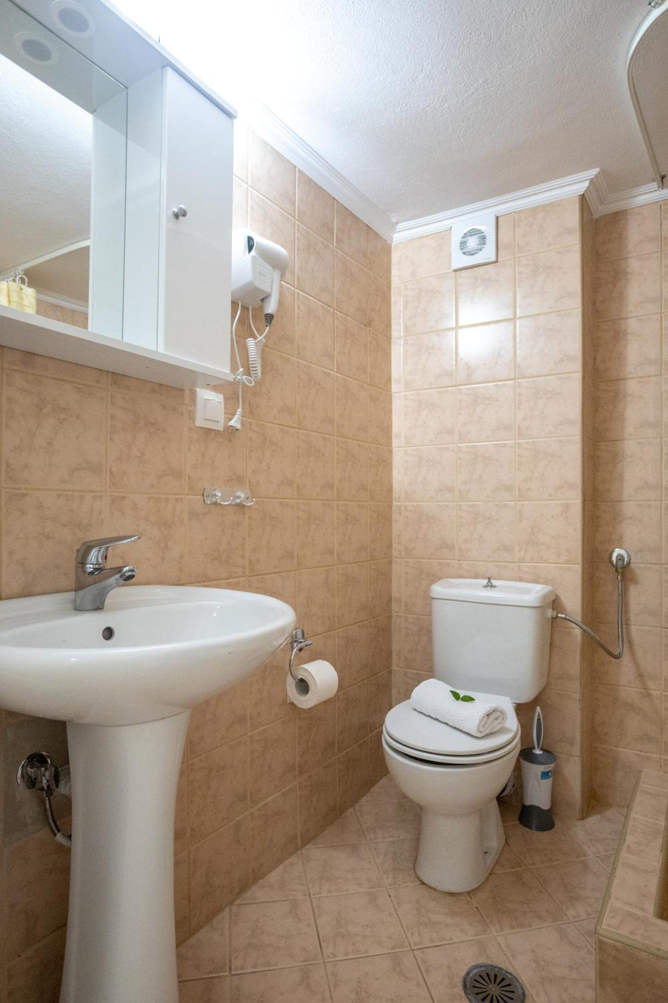 Apartment Christos Nea Peramos (Macedonia)